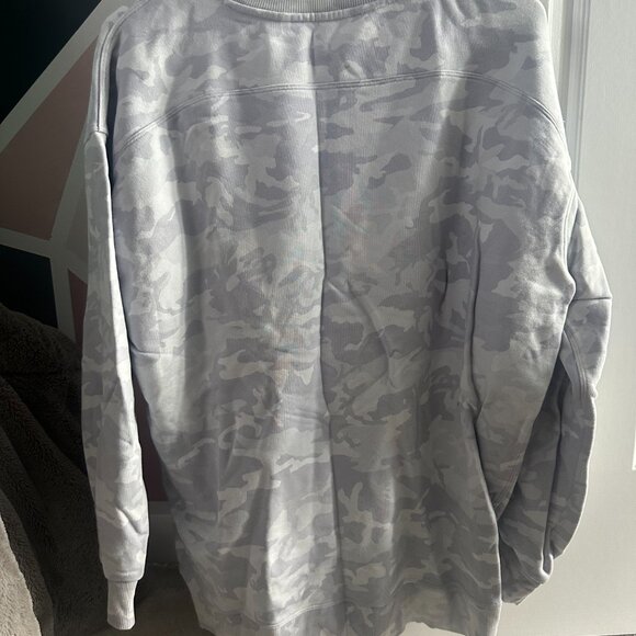 Lululemon Perfectly Oversized Crew - Picture 2 of 2